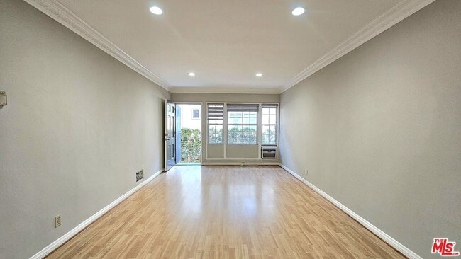 Foto del edificio - 1022 S Norton Ave