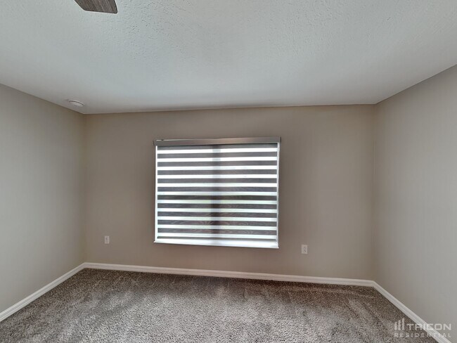 Building Photo - 3268 Eagle Hammock Circle Kissimmee FL