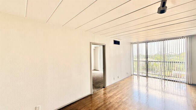 Foto del edificio - 5400 Memorial Dr