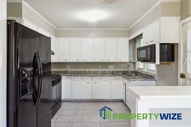 Foto del edificio - 3812 Glen Ave