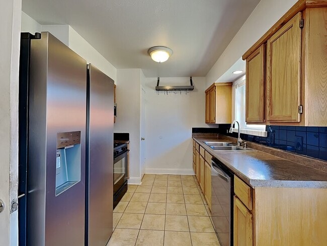 Building Photo - 1814 Glenwick Ln