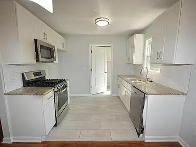 Foto del edificio - 2211 Otis St