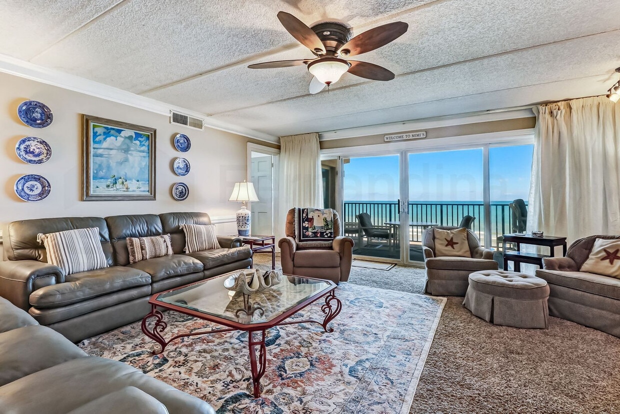 Foto principal - 3350 S Fletcher Ave
