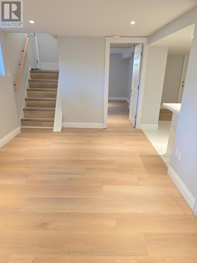 Building Photo - 312 Cochrane St