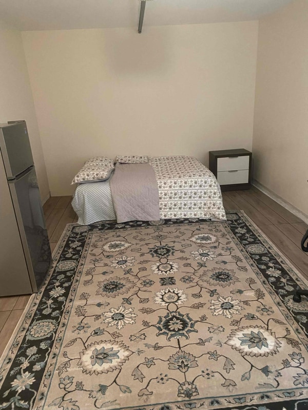 Building Photo - 1417 SW Vicuna Ln