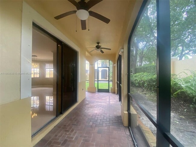 Building Photo - Passion Vine Circle, Weston, FL 33326 - 3 ...