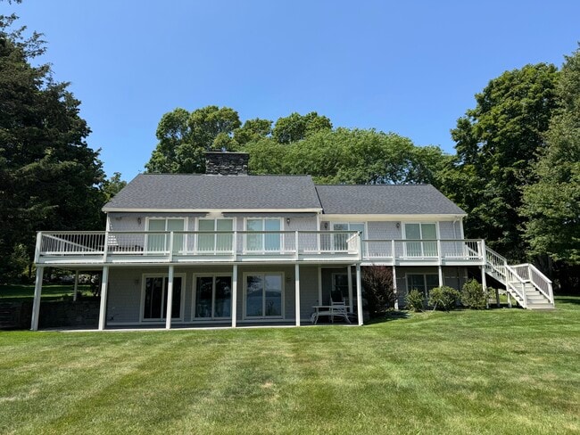 Building Photo - 30 Collins Ter