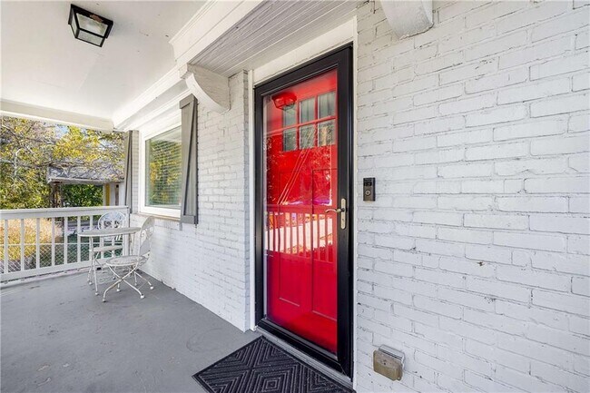 Foto del edificio - 1674 Browning St SW