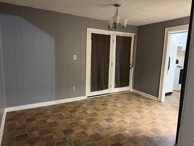 Foto del edificio - 2 Bedroom / 1 Bath Home Bristol, TN