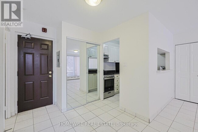 Building Photo - 485 Kingston Rd