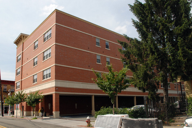 Building Photo - Fred W Martin Apartments