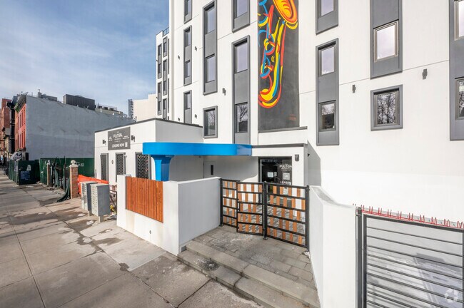 Building Entrance - 1071-1079 Fulton St