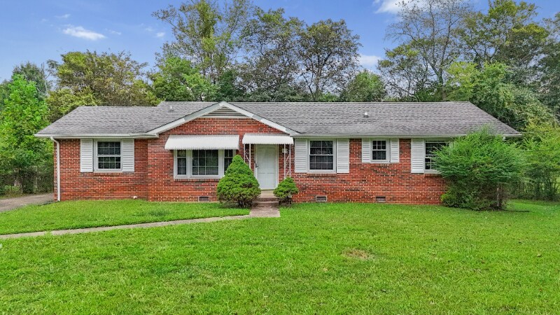 Foto principal - 1347 Gibson Dr