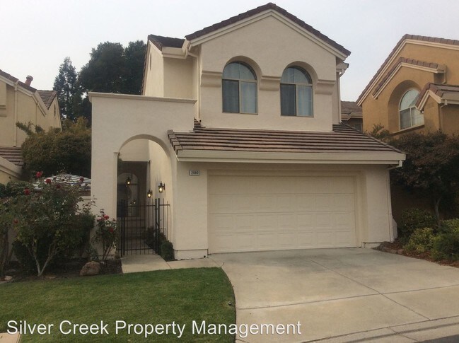 Building Photo - 2080 Canyon Lakes Dr