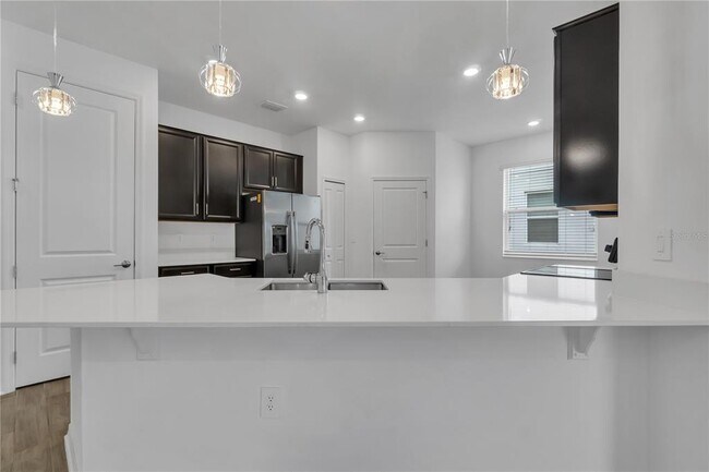 Building Photo - 920 Serchio St