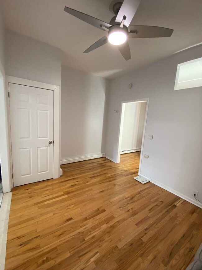 Building Photo - 26 Sterling Pl