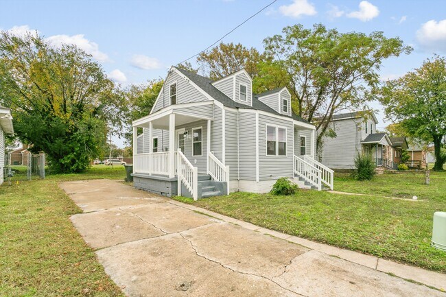 Foto del edificio - 924 Ivy Ave