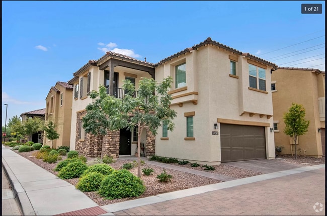 Building Photo - 1545 W Marlin Dr
