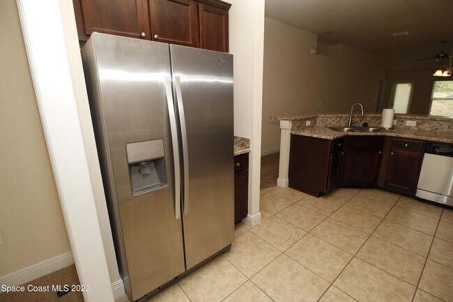 Building Photo - 1034 Breakaway Trail
