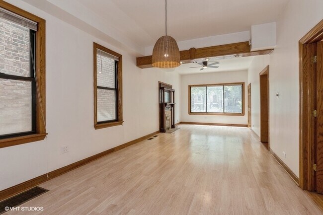 Foto del edificio - 1840 W Huron St
