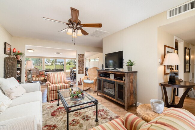 Foto del edificio - 12477 N Augusta Dr