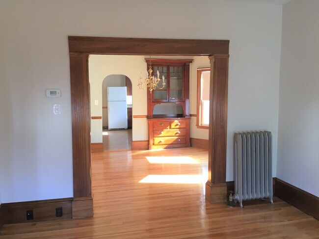 Foto del edificio - 19 Lakehill Ave