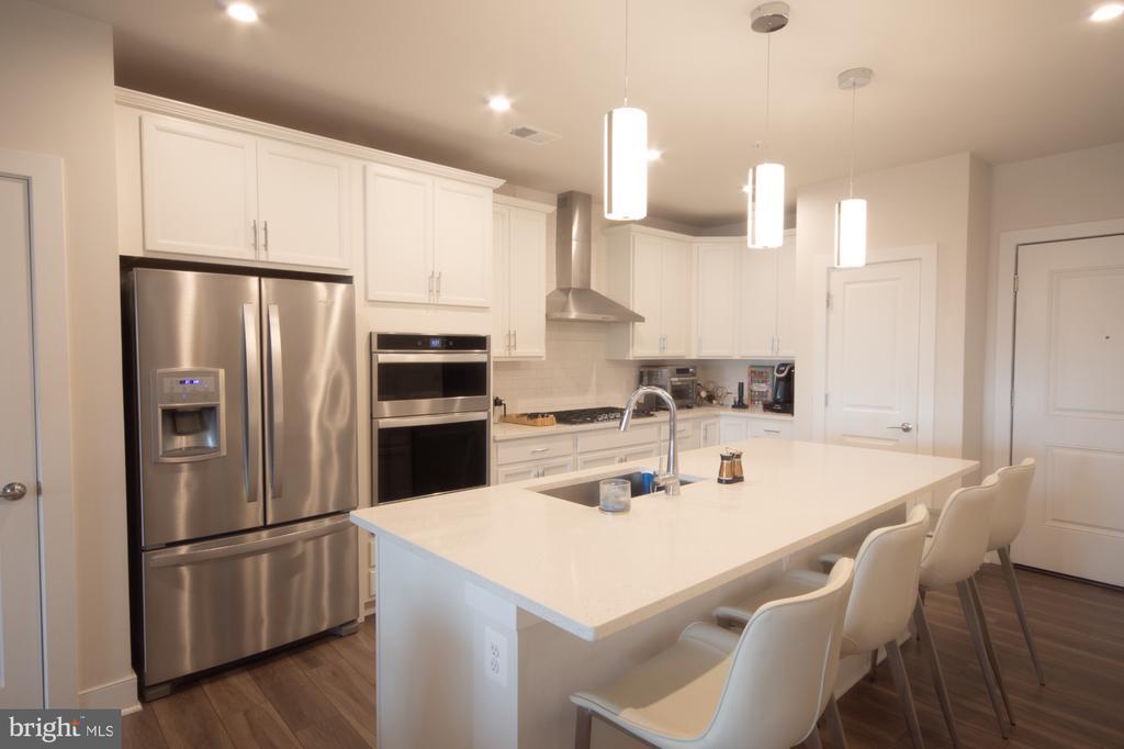 Foto principal - 100 St Ives Pl