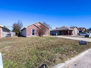 Foto del edificio - 5873 Laurel Oak Dr