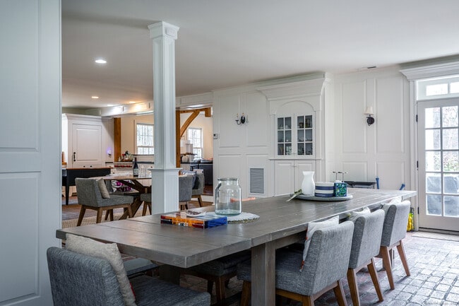 Building Photo - 109 Dibble Hill Rd