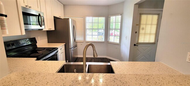 Building Photo - 48 Kings Colony Ct