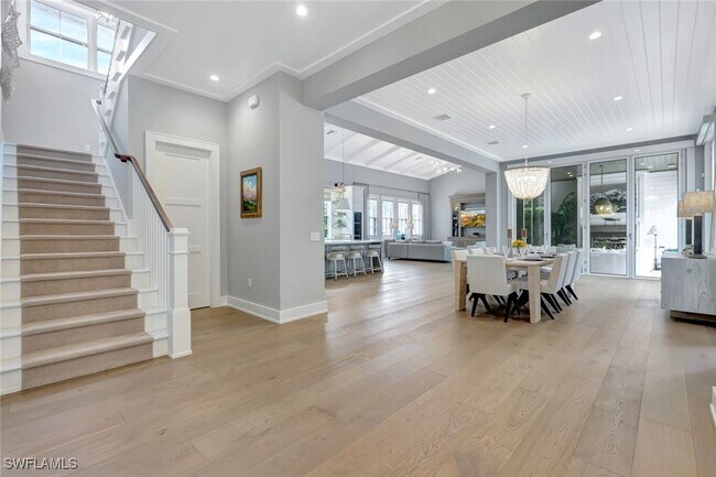 Building Photo - 160 Broad Ave S