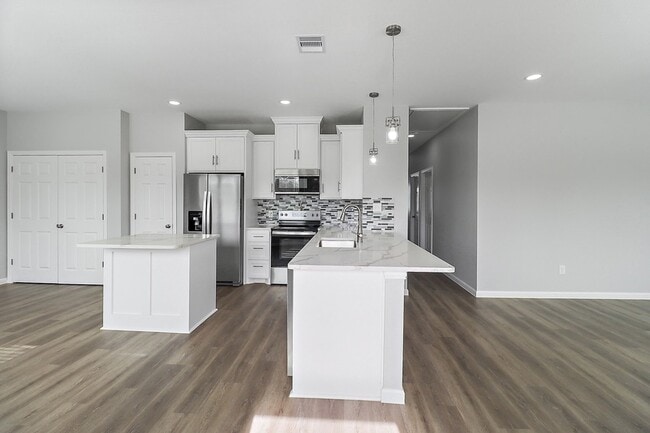 Building Photo - 19218 Akin Dr