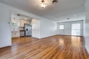 Foto del edificio - 9539 Peninsula Dr