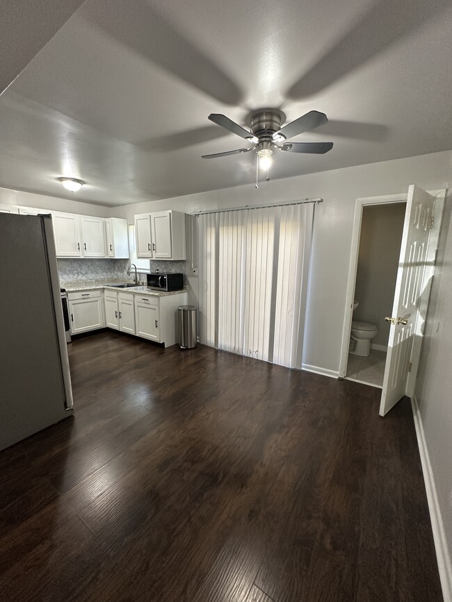 Kitchen area - 221 Cornett St