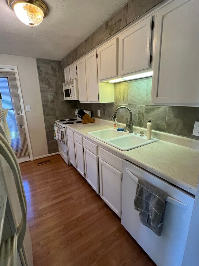 8913 Buckhaven Dr, Indianapolis, IN 46256 House Rental in Indianapolis, IN