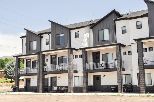 Foto del edificio - 1455 N 1220 E