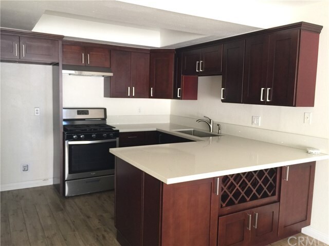 Foto del edificio - 6881 Homer St