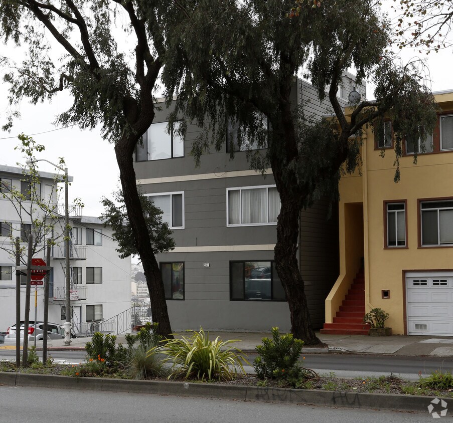 Building Photo - 301 Monterey Blvd