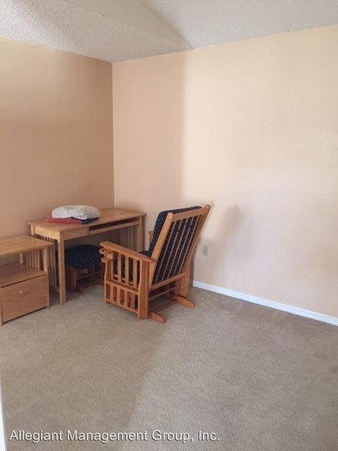 Foto del edificio - 1 br, 1.5 bath House - 723 Players Court