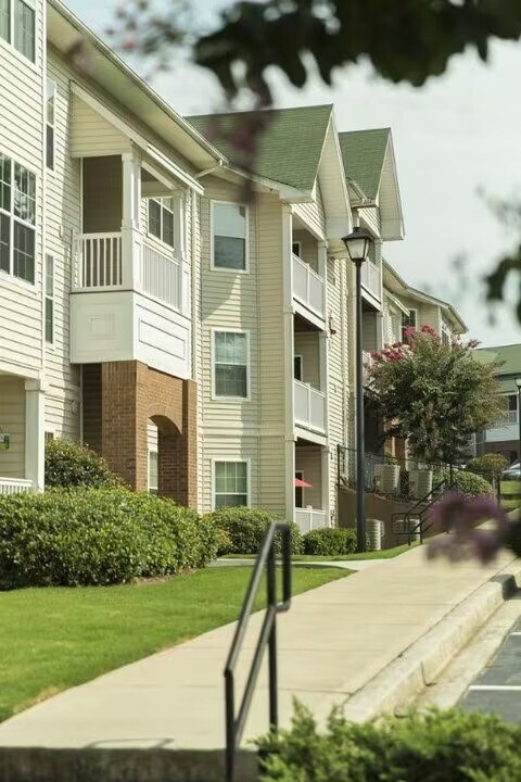 Foto del edificio - Crescent Pointe Apartments