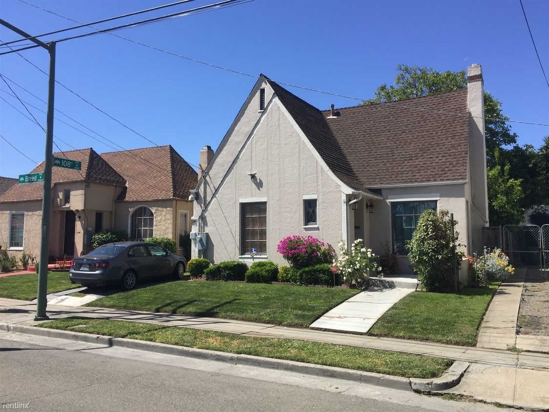 Building Photo - 10733 Breed Ave