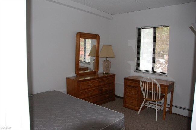 Foto del edificio - 316 Highland Rd