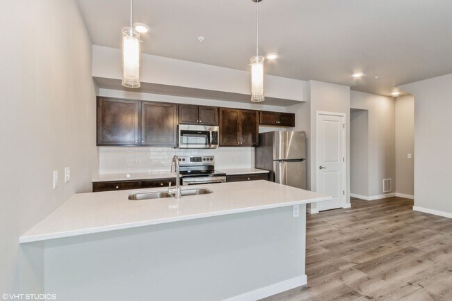 Building Photo - Big Ben Townhomes | Modern Living with Everyday Convenience