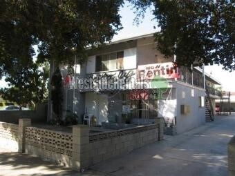 Primary Photo - 711 N Soldano Ave