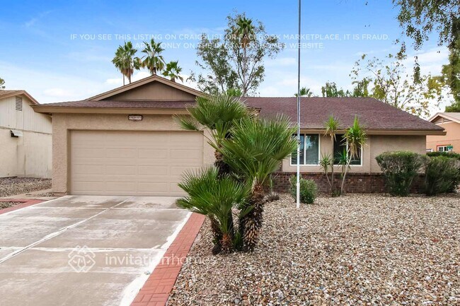 Building Photo - 7215 E Pueblo Ave