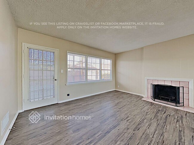 Foto del edificio - 2403 W 129th St