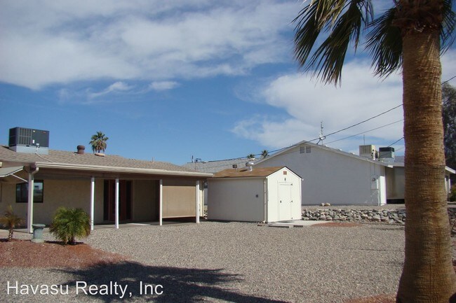 Foto del edificio - 2706 Tradewind Dr