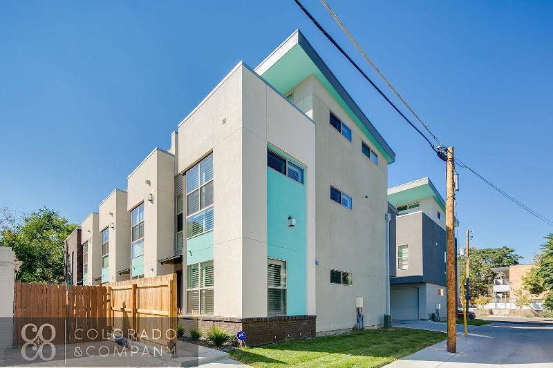 Foto principal - 2456 N Clay St
