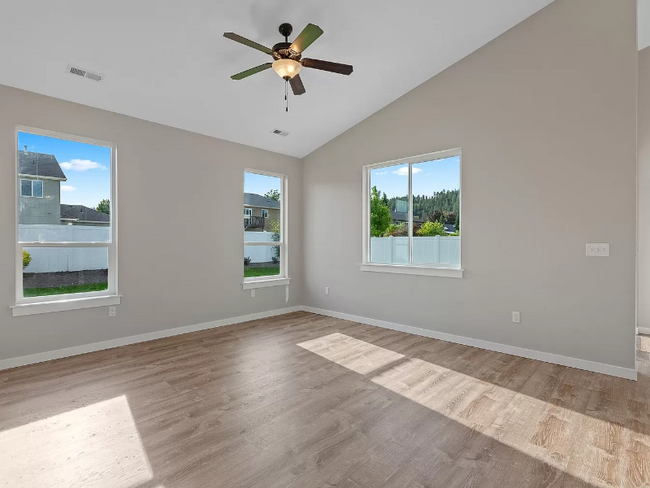 Foto del edificio - 5225 N Avalon Rd