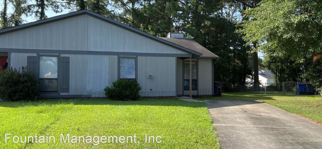 Primary Photo - 2 br, 1 bath House - 148 Village Court